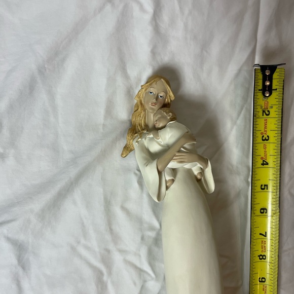 Mother And Child Unconditional Love Porcelain Statue By Daniel Steiger - Picture 7 of 9